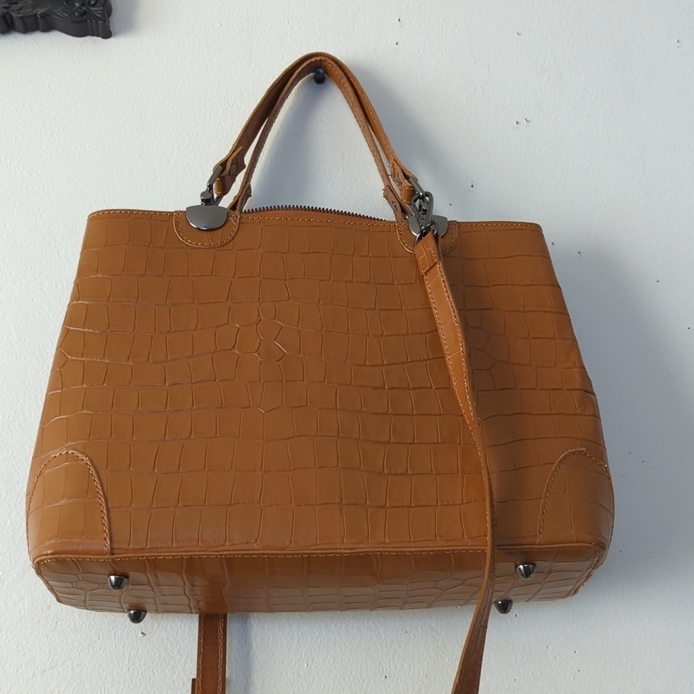 HP. Made in Italy Divina Firenze Embossed Alligator Leather 2-Way Bag - Picture 9 of 14